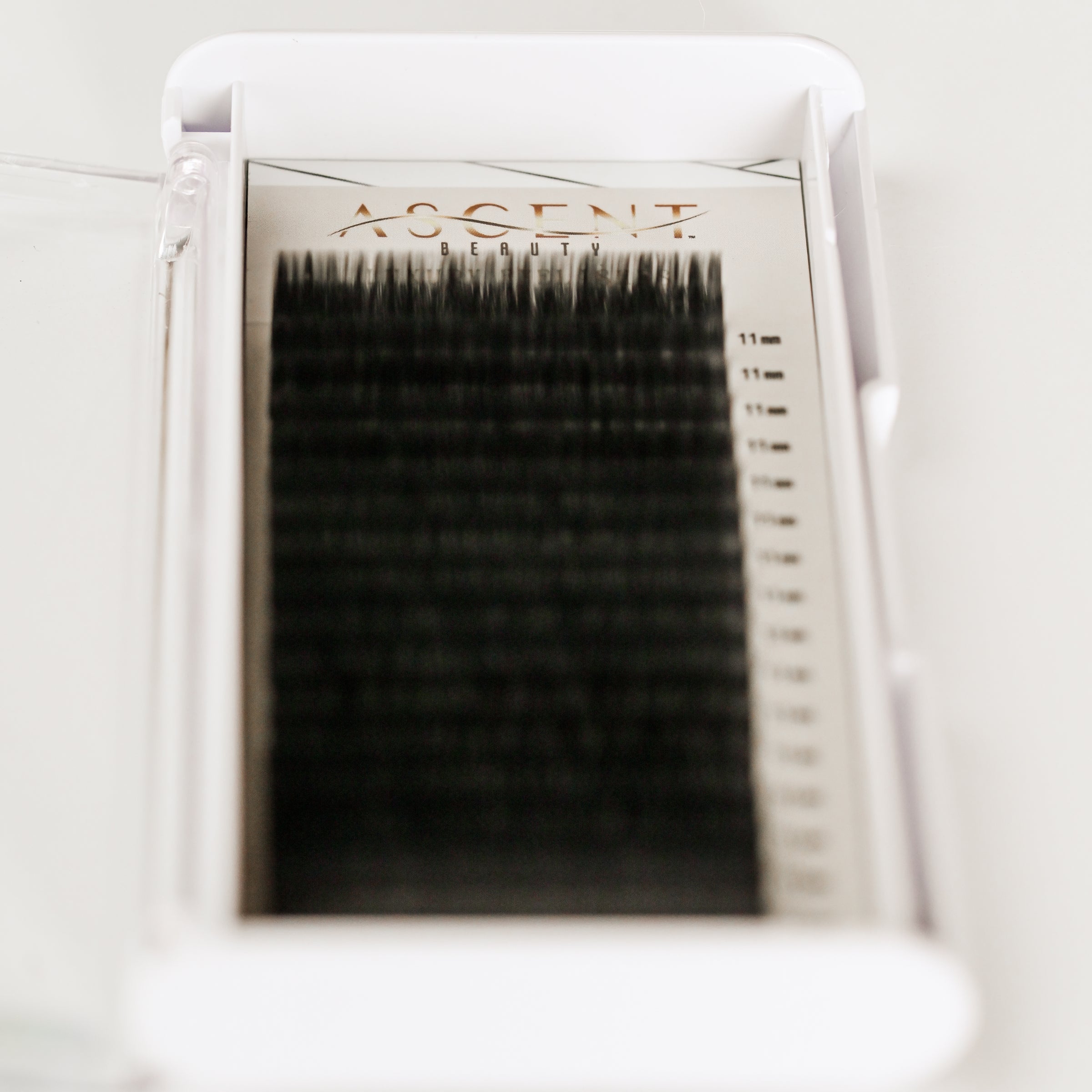 Split Lashes ON SALE!** Classic Split Tip Ellipse Lashes .20mm Single length trays ...